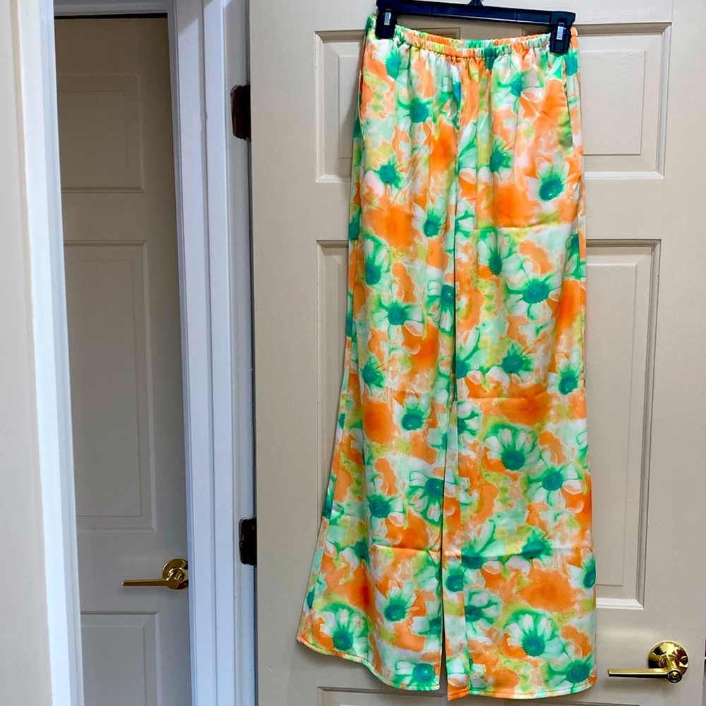 Urban Outfitters Lounge Pants. Size Small. made in Cambodia. NWT